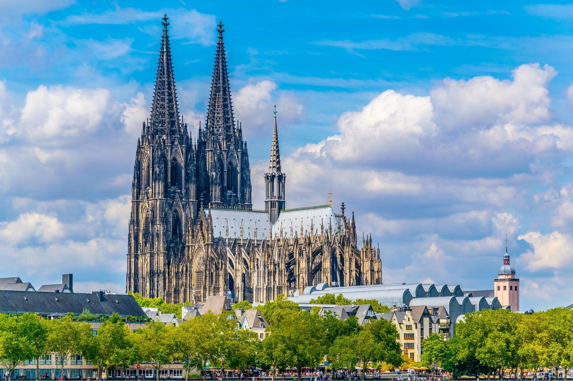 Cologne-Cathedral1-23842784
