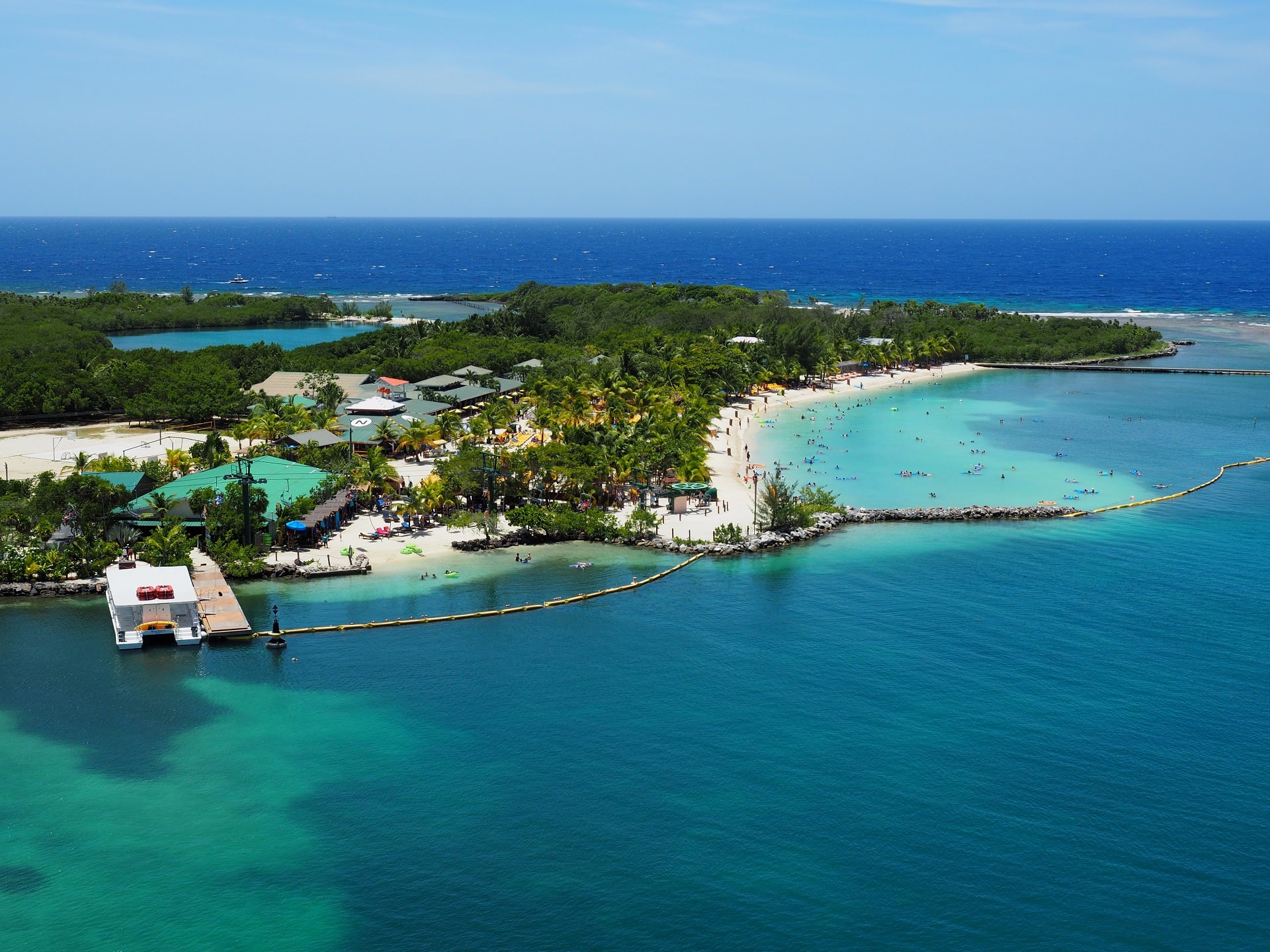 Mahogany-Bay-Roatan1345345345