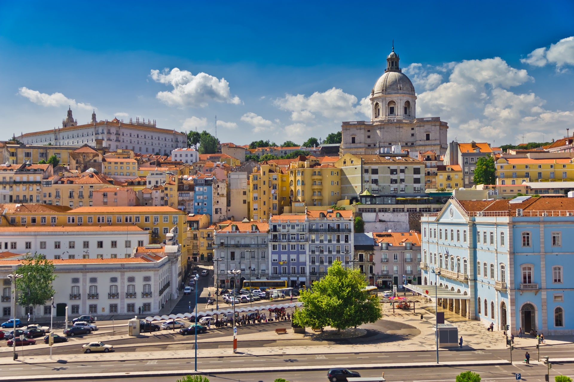 Lisbon-Old-Town85676645