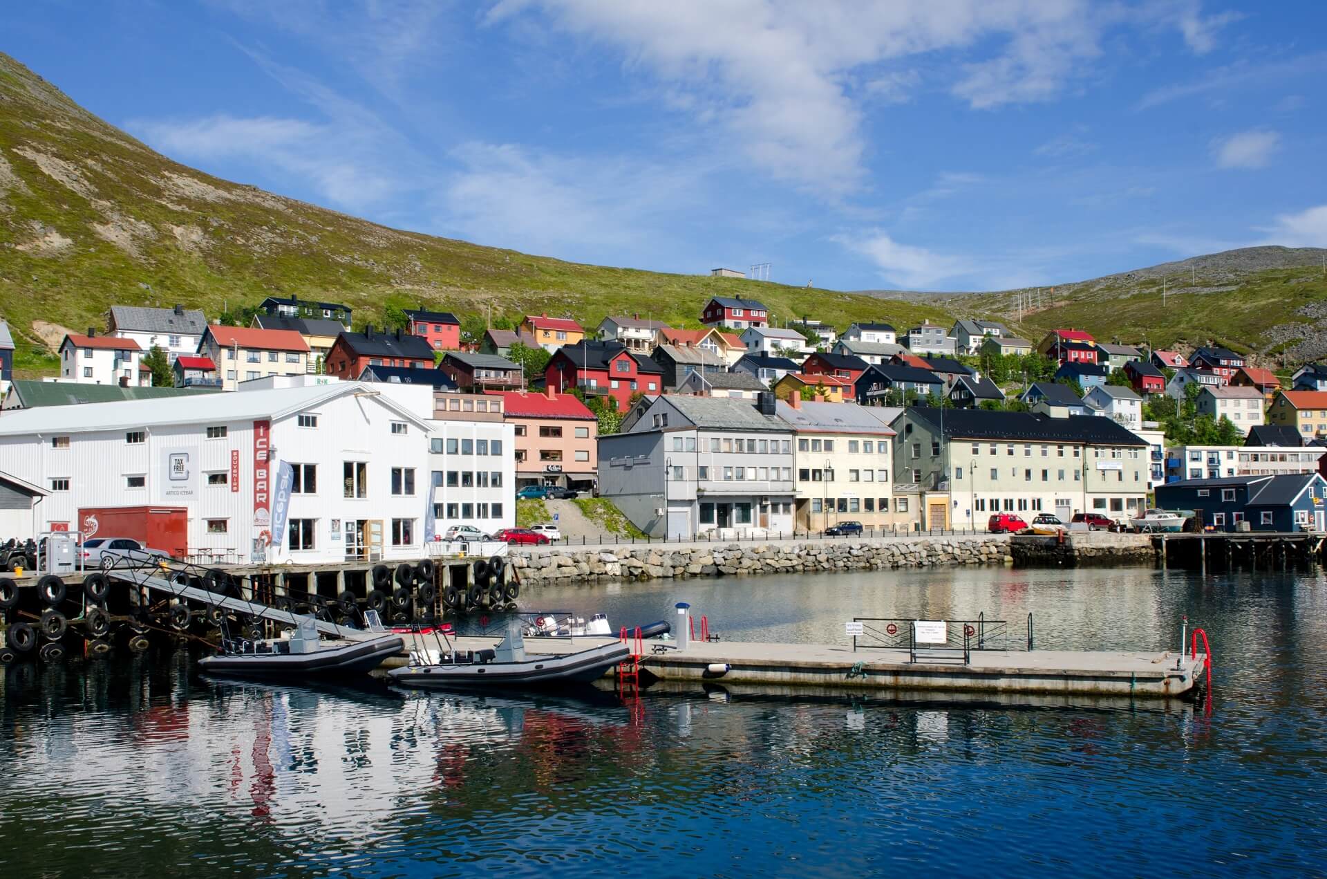 Honningsvag-Norway56787089-8