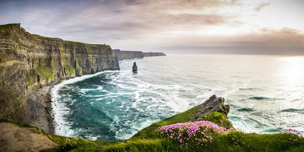 27Cliffs of Moher787681819