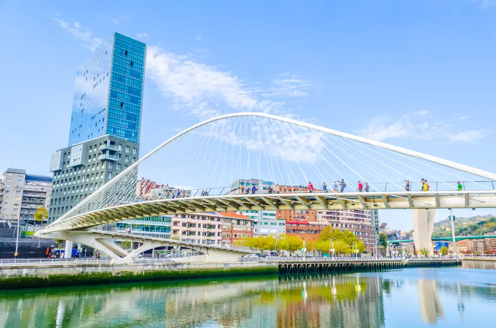 13Bilbao, Spain_1067487362