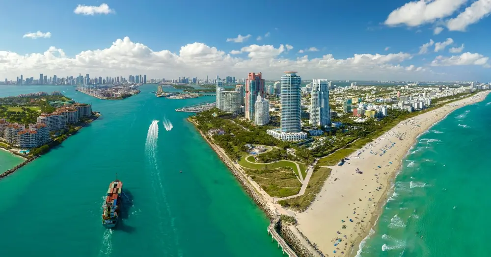 19Miami_2407228363