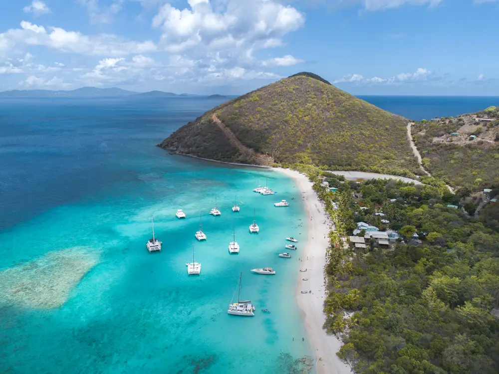 30Road Town, Tortola_688128097