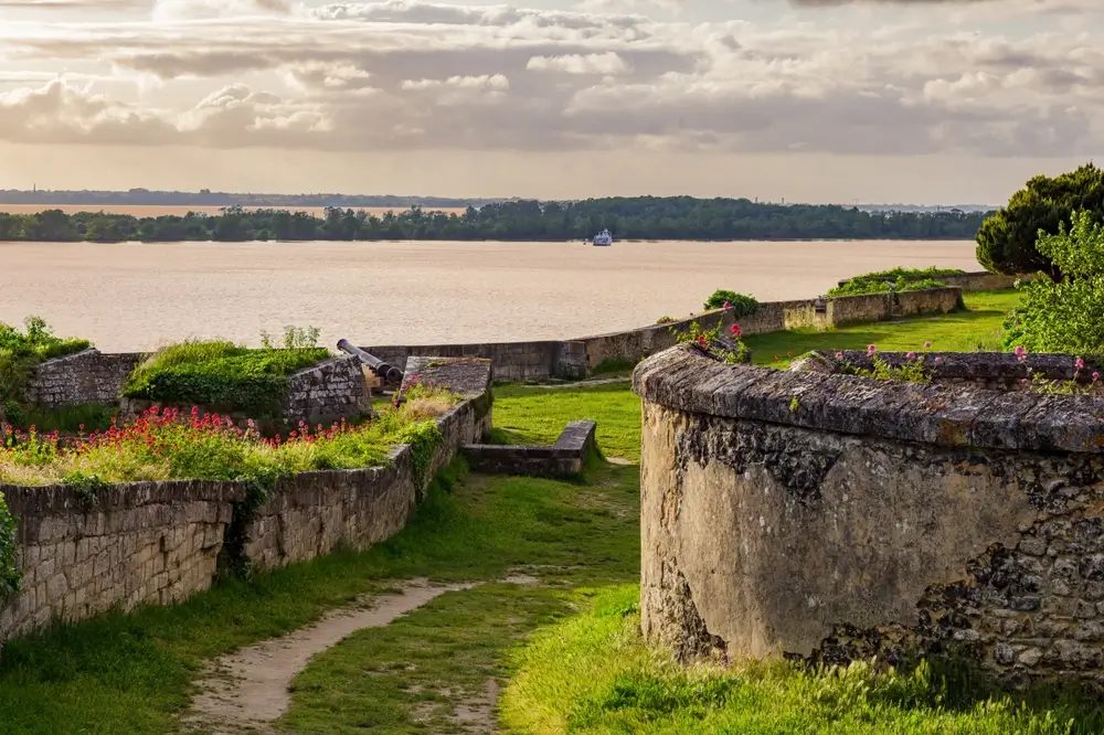 Blaye, France_2633400855