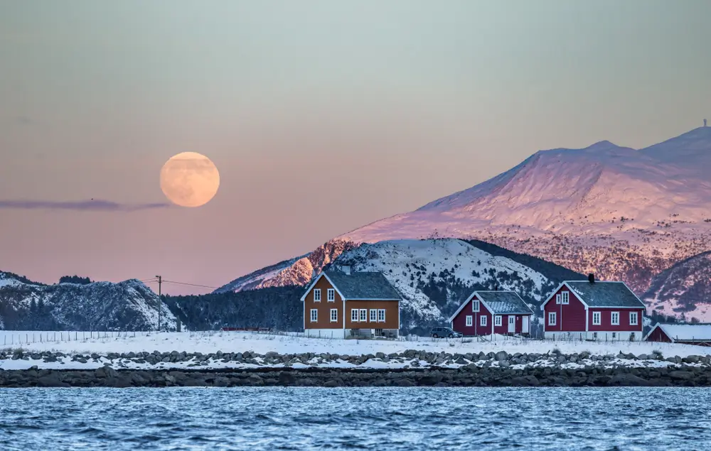 Lofoten Islands_1558751120