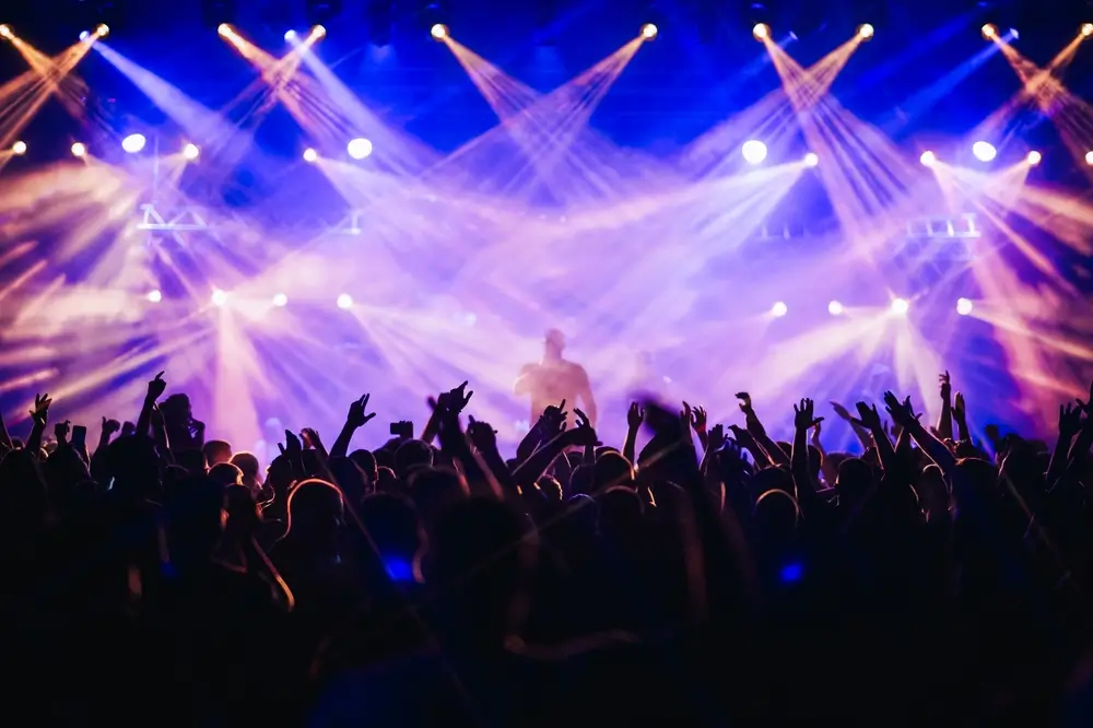 Party_2437827837