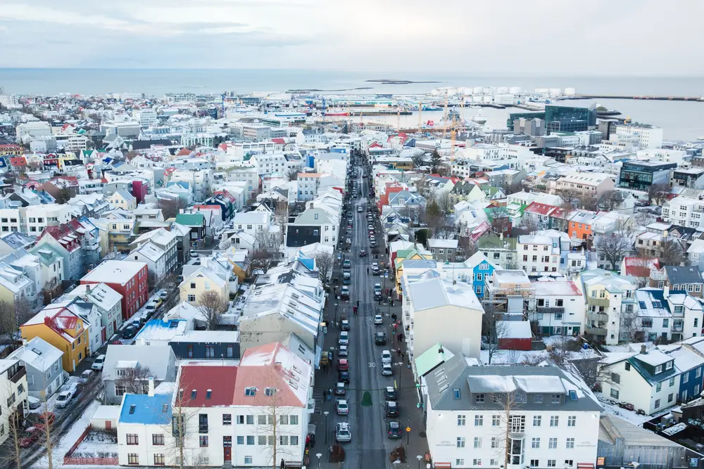 9Reykjavik013353240
