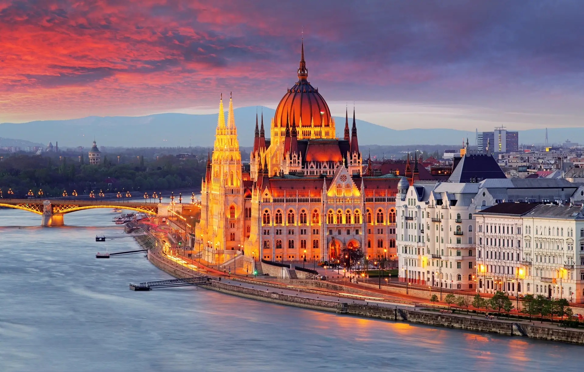 Budapest-Hungary2 - 24526793
