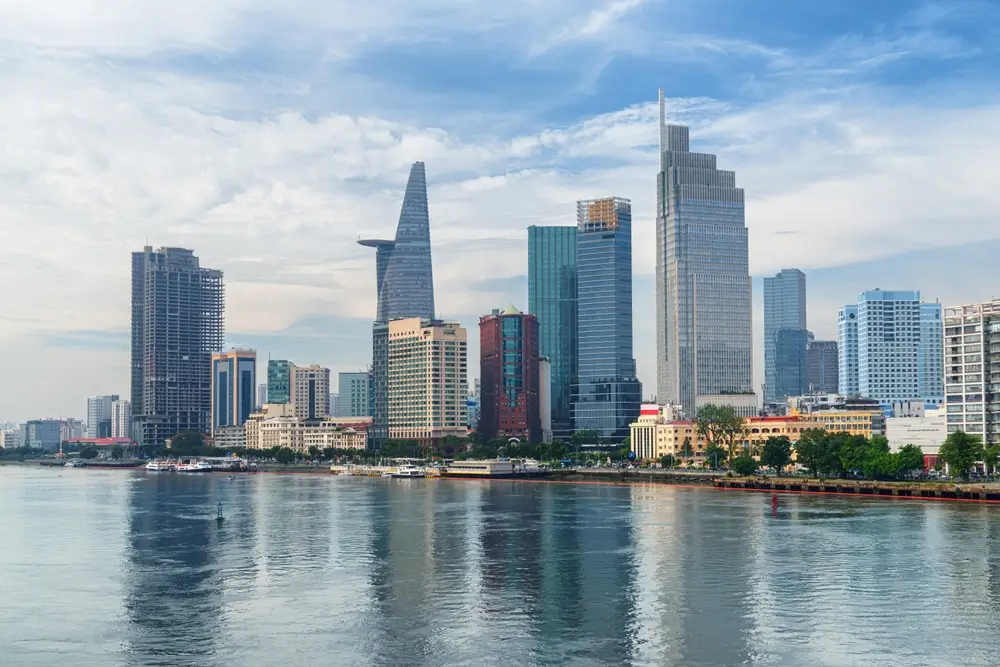 Ho Chi Minh City_2444062239