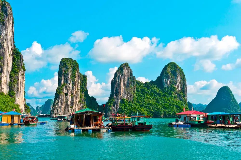 Ha Long Bay_119134810