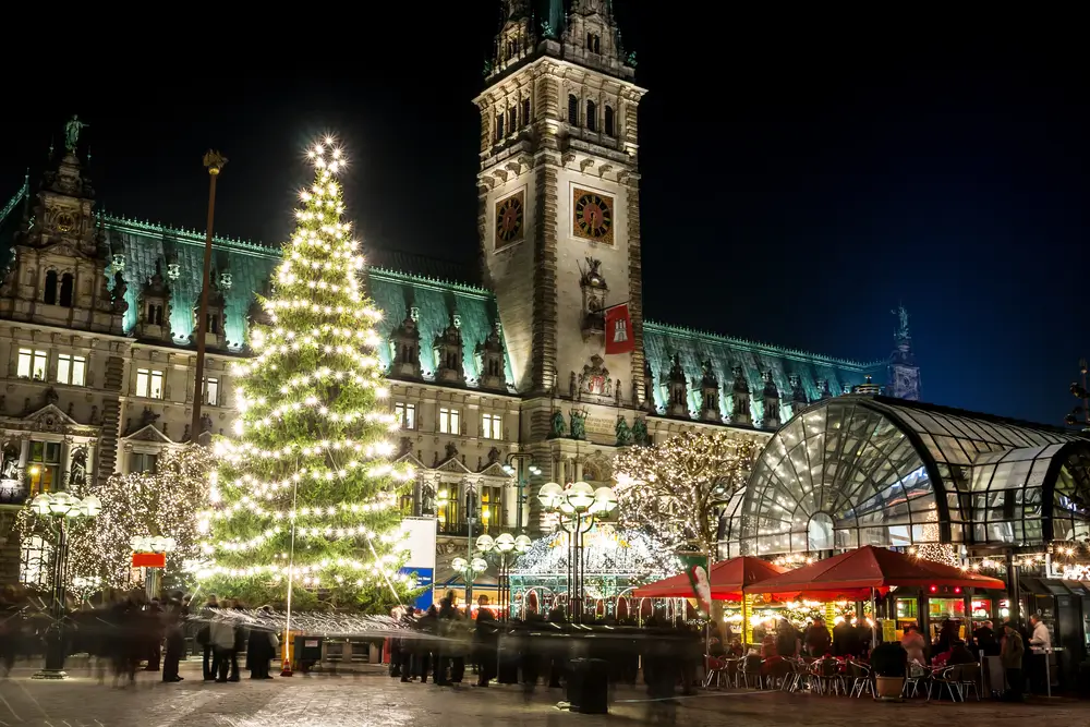 Hamburg christmas_128757062