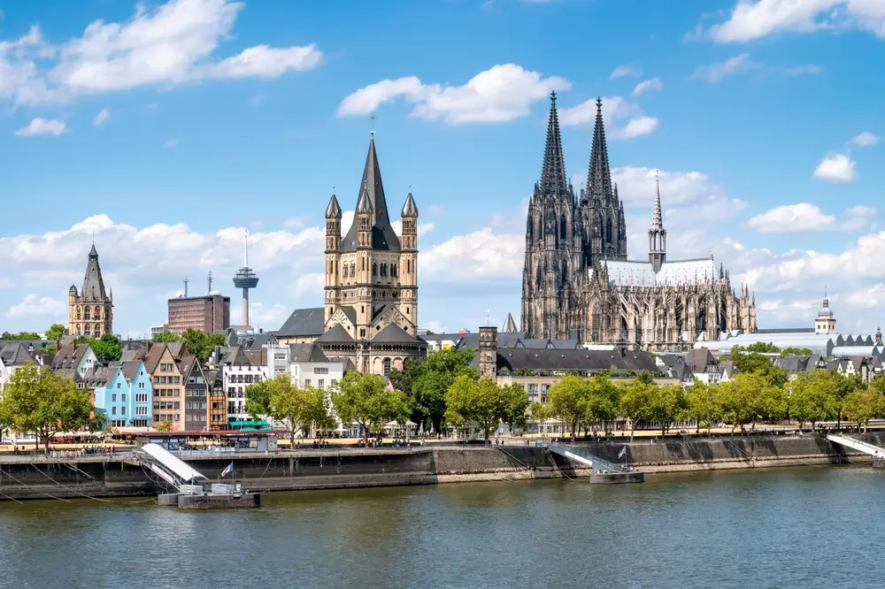 1Cologne_2184177035