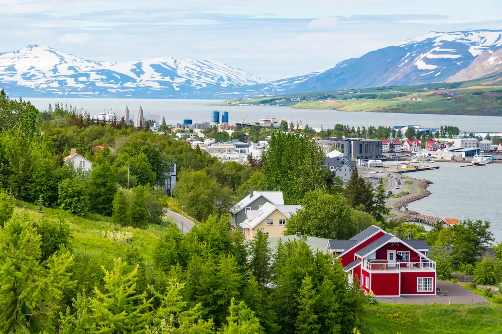 2Akureyri_1798420492