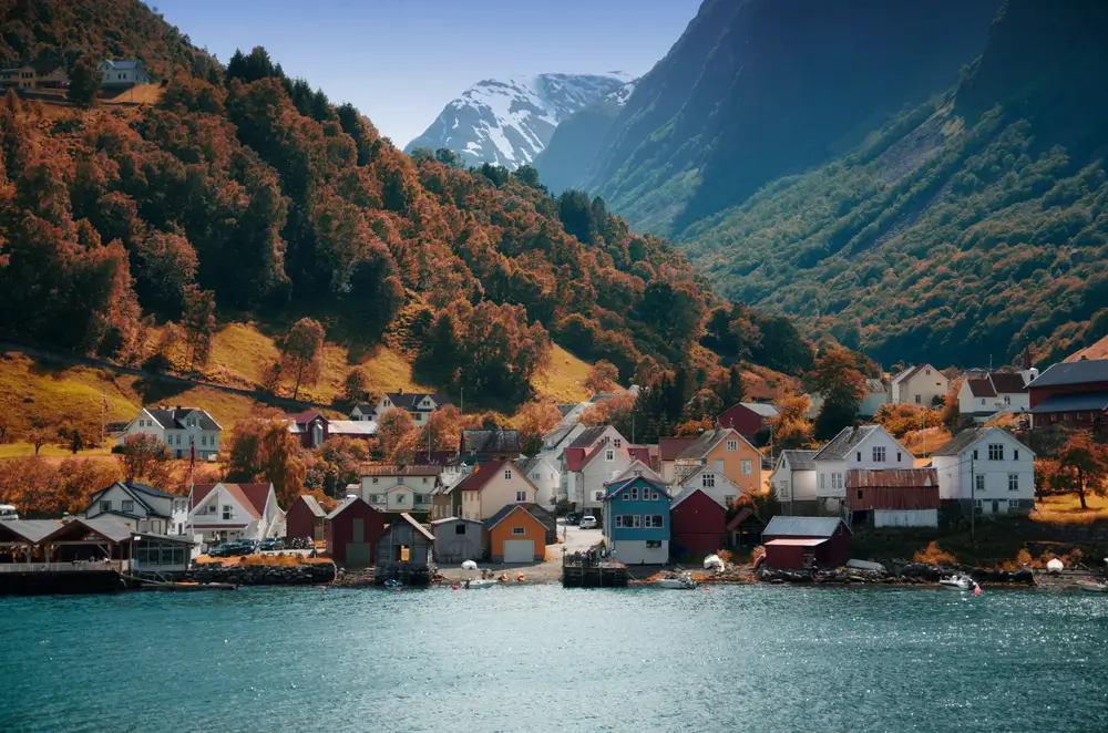 2Hellesylt, Norway_637238284