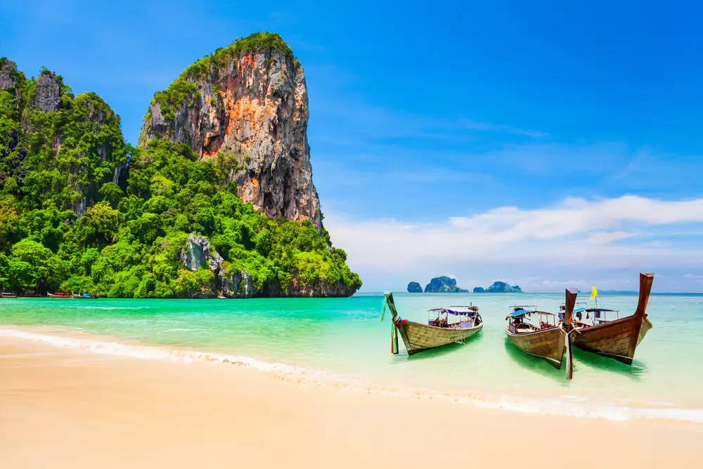 2Ko Samui, Thailand boats
