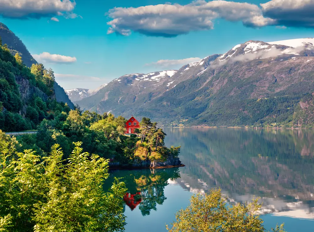 2Hardangerfjord_693471178