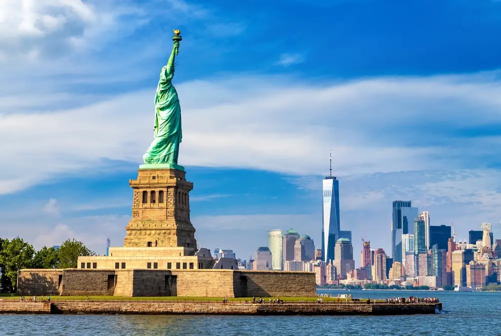 New York_2162096421
