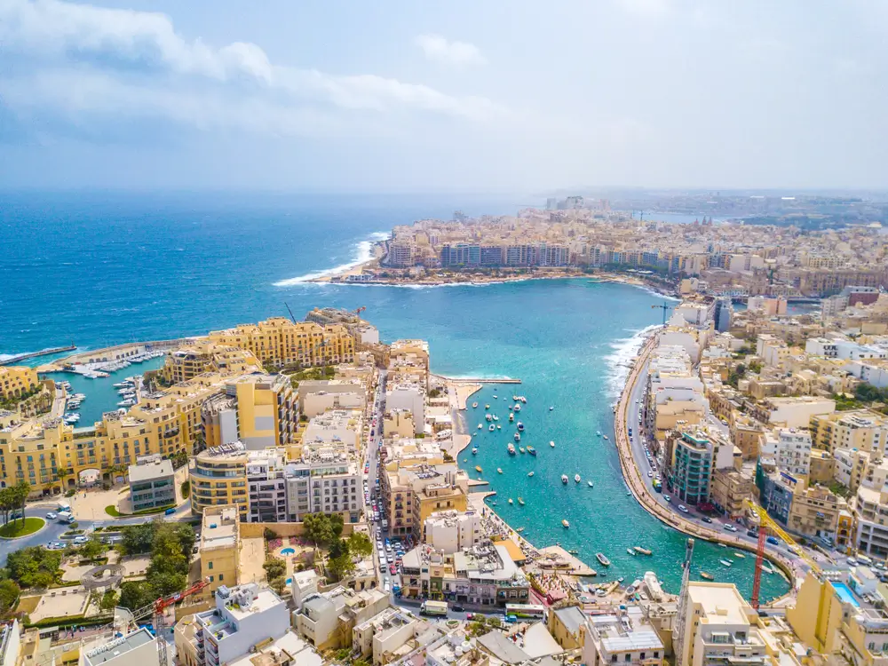 27Valletta, Malta_1095256490