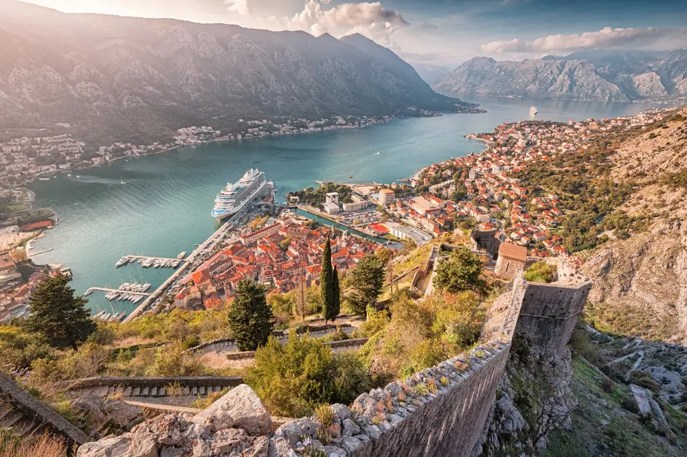 22Kotor566019585