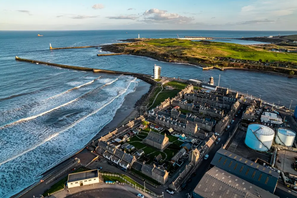 Aberdeen_2134479435