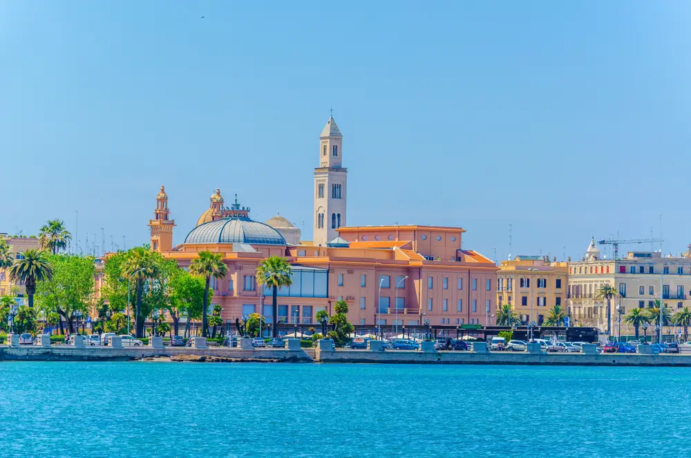 Bari, Italy780620713