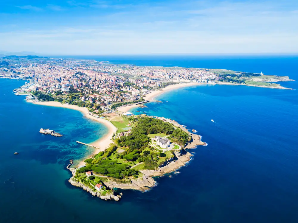 3Santander, Spain_1056323522