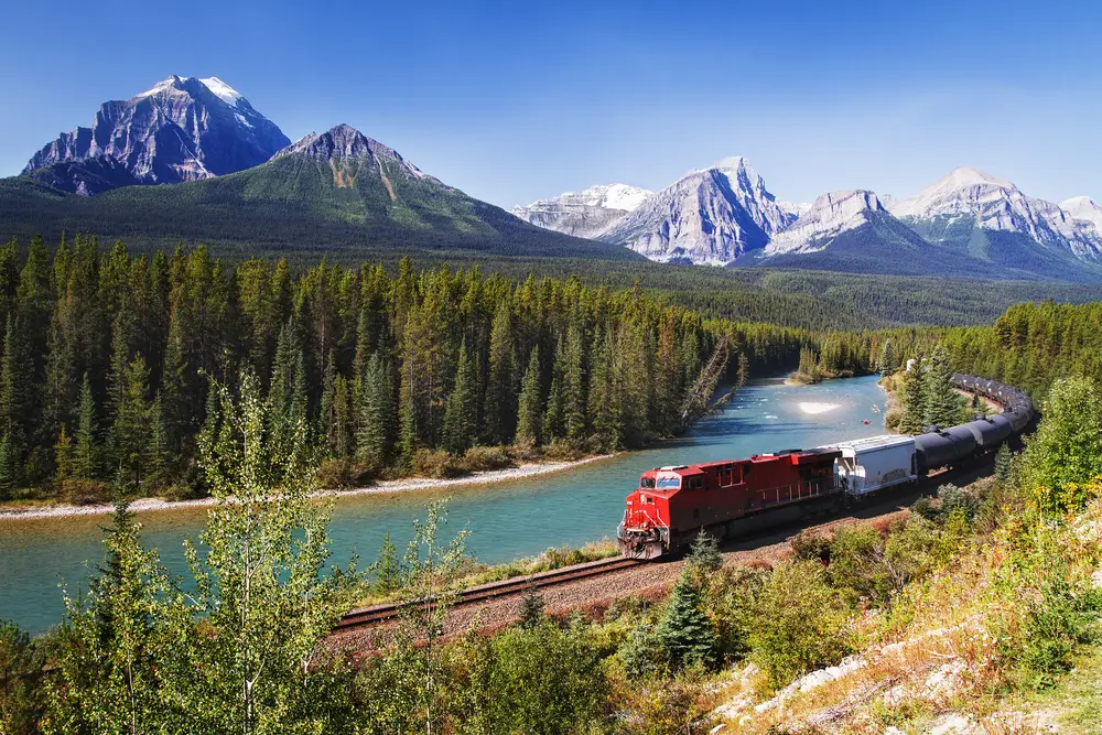 Rocky Mountaineer_515322646