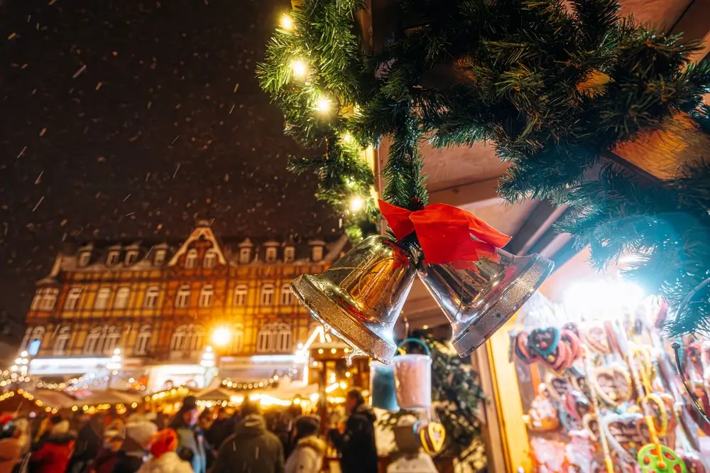 yuletide markets_2473649403
