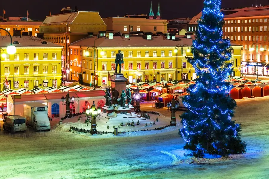 Helsinki Chirstmas_753449605