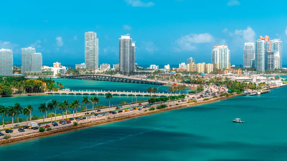 23Miami,-Florida_1578011677