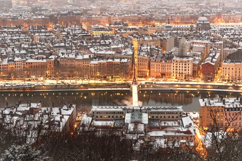 Lyon Snow_1550637341