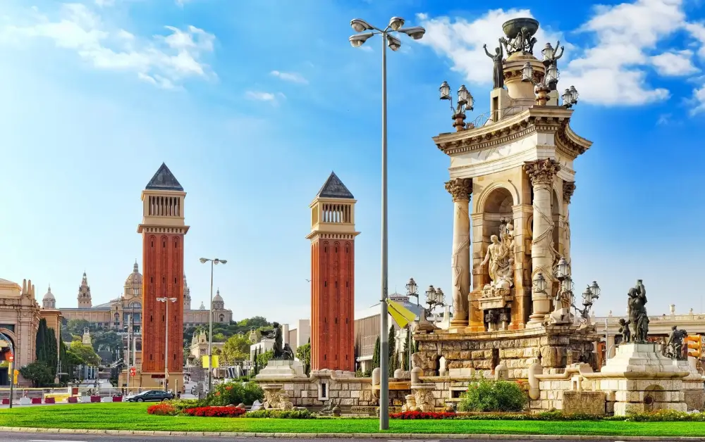 Barcelona, Spain 2-473473