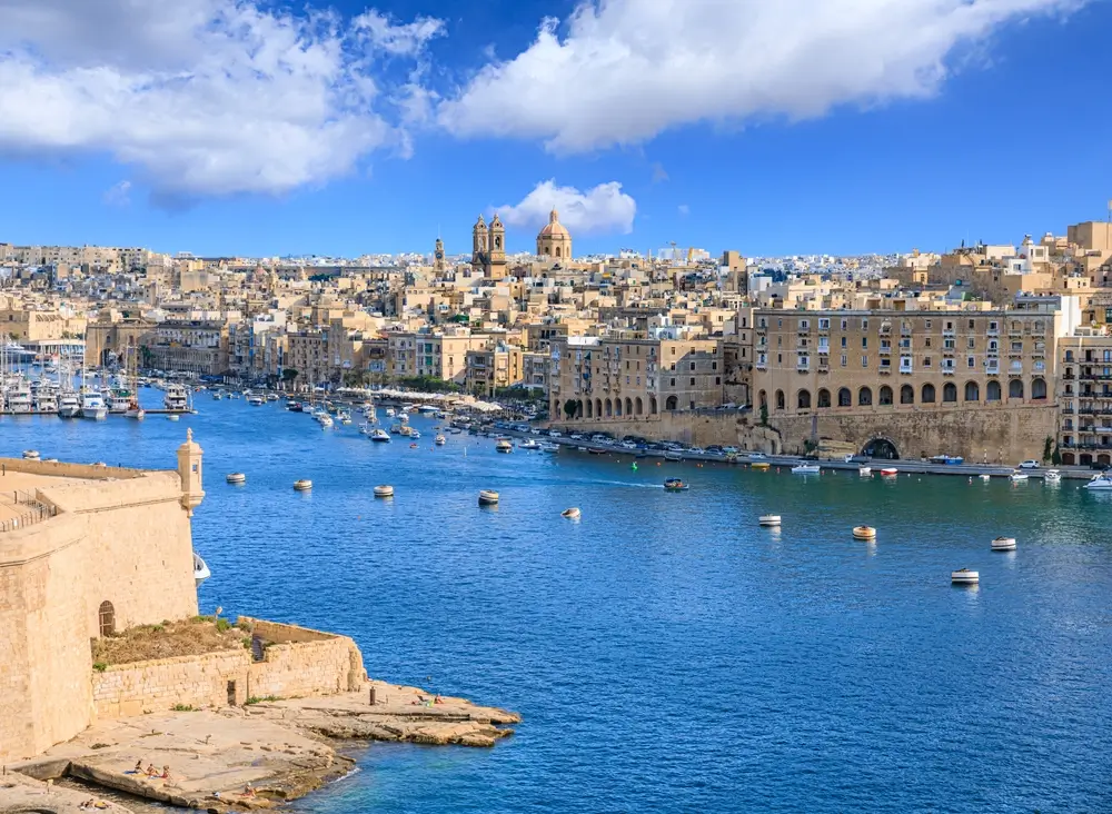 Valletta_2457656355-23854856