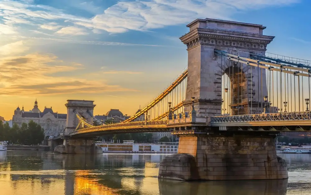 Budapest Bridge-397967