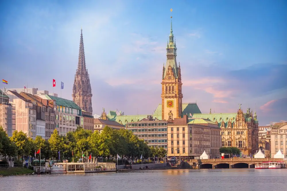 Hamburg_2441493943-577574