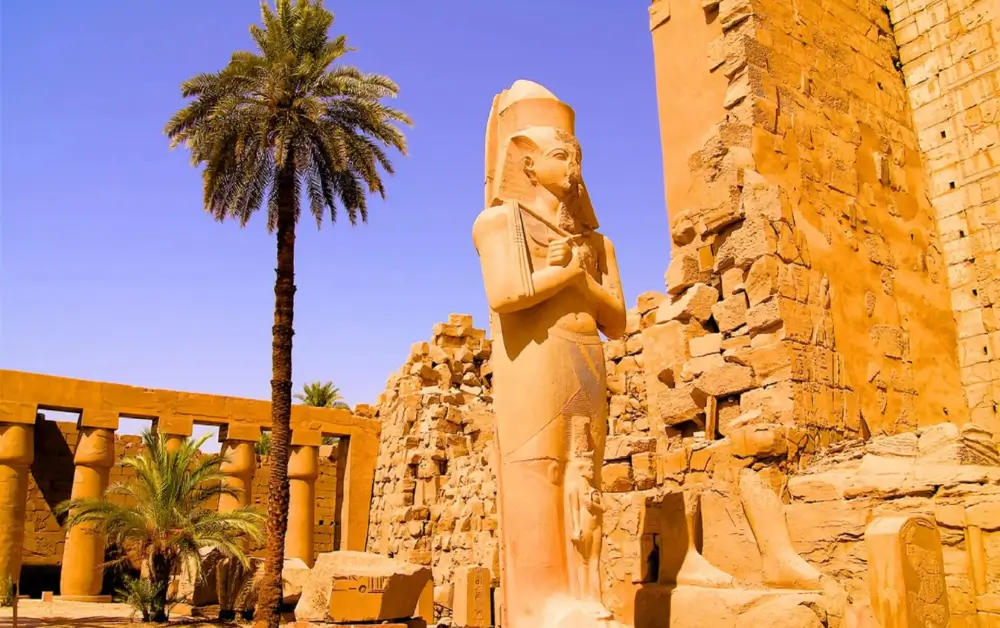 Luxor-75485