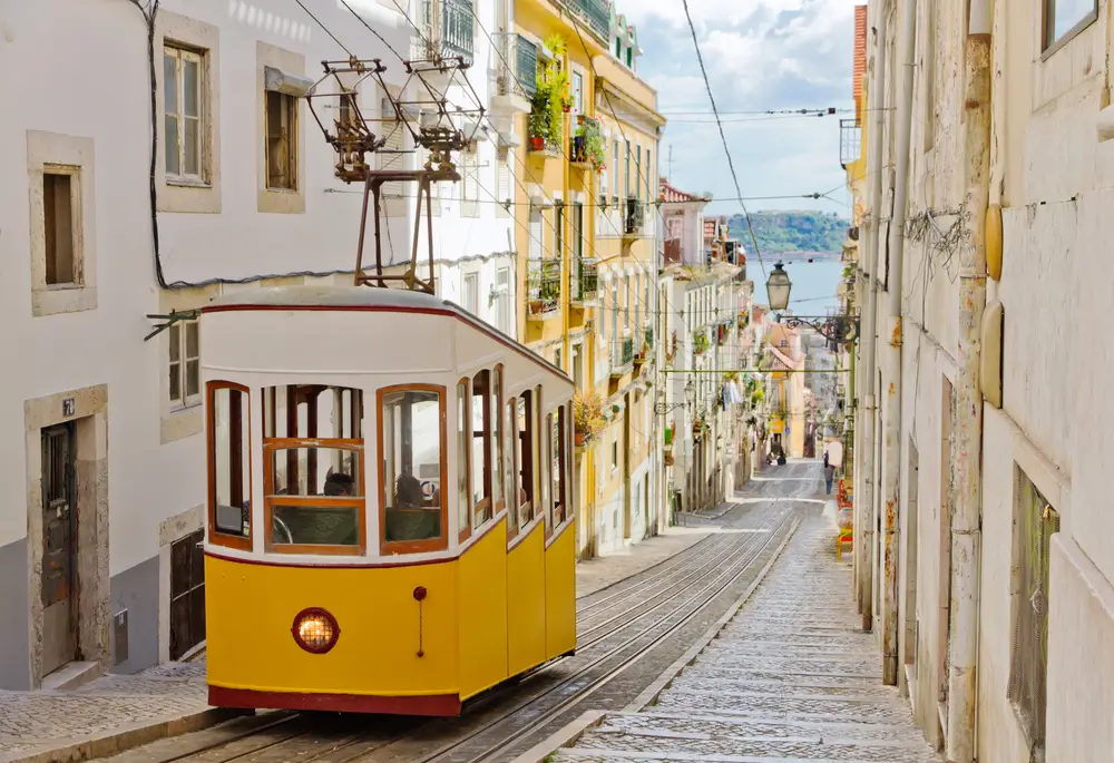 Lisbon_86309014-86568