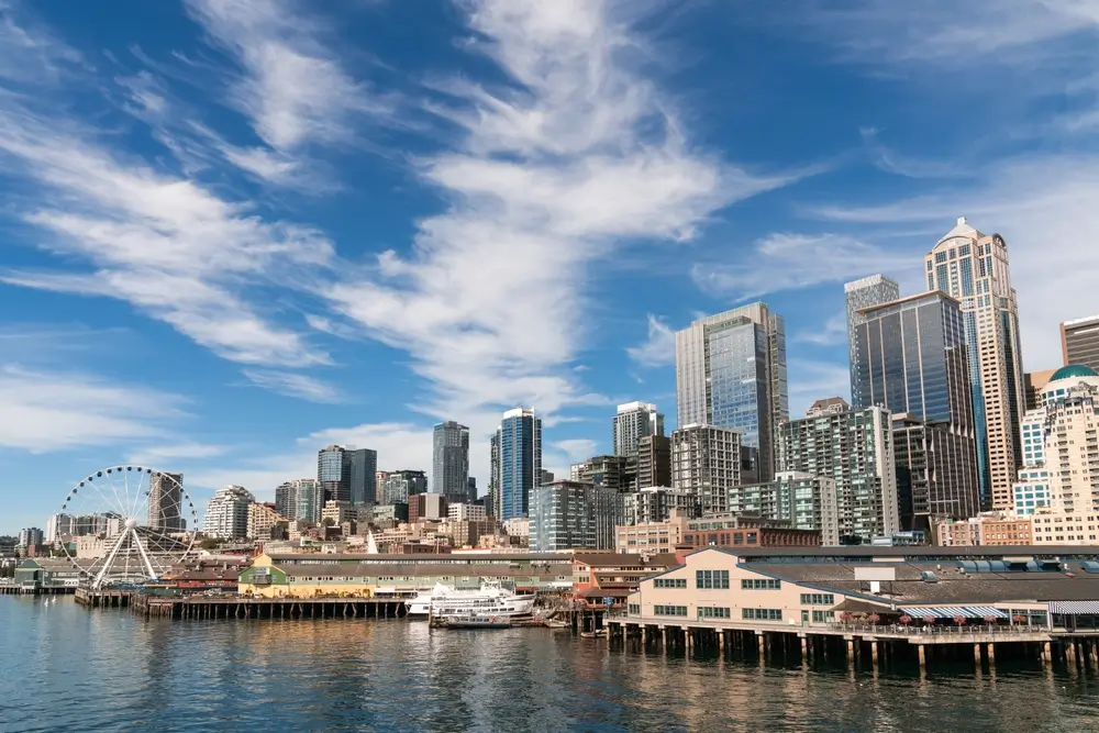 Seattle_2373759991-235235