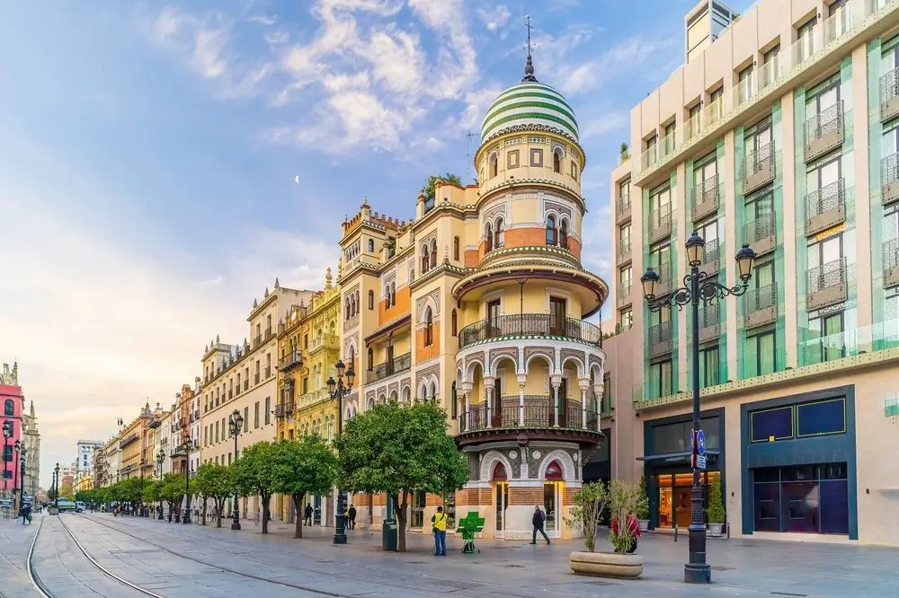 Seville_2363160061-568568