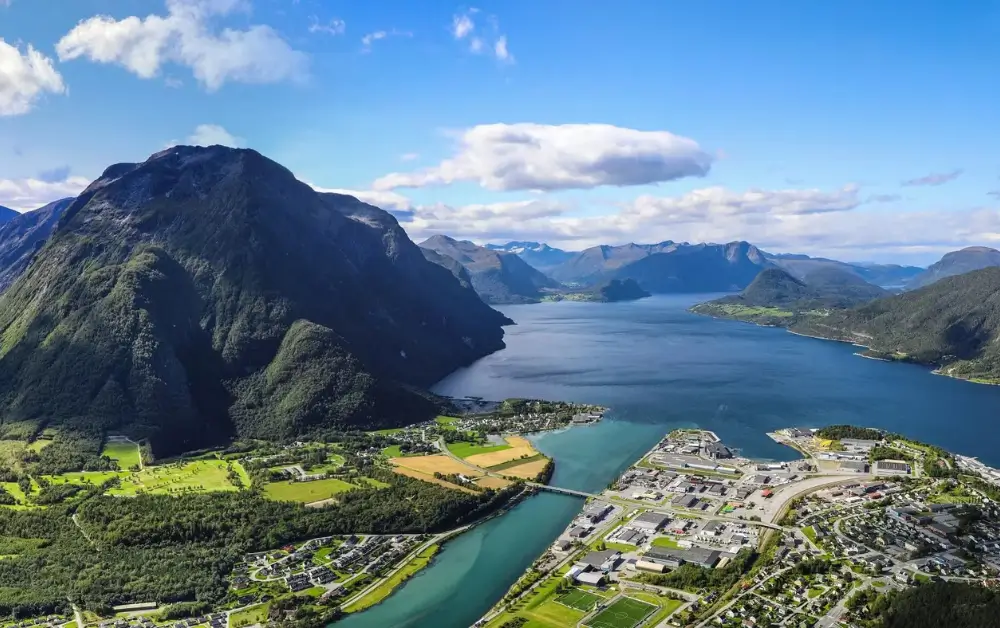 Andalsnes, Norway-2437