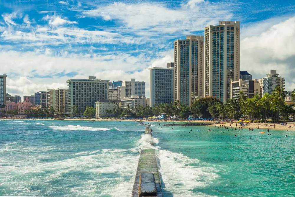 2Honolulu_2308030723