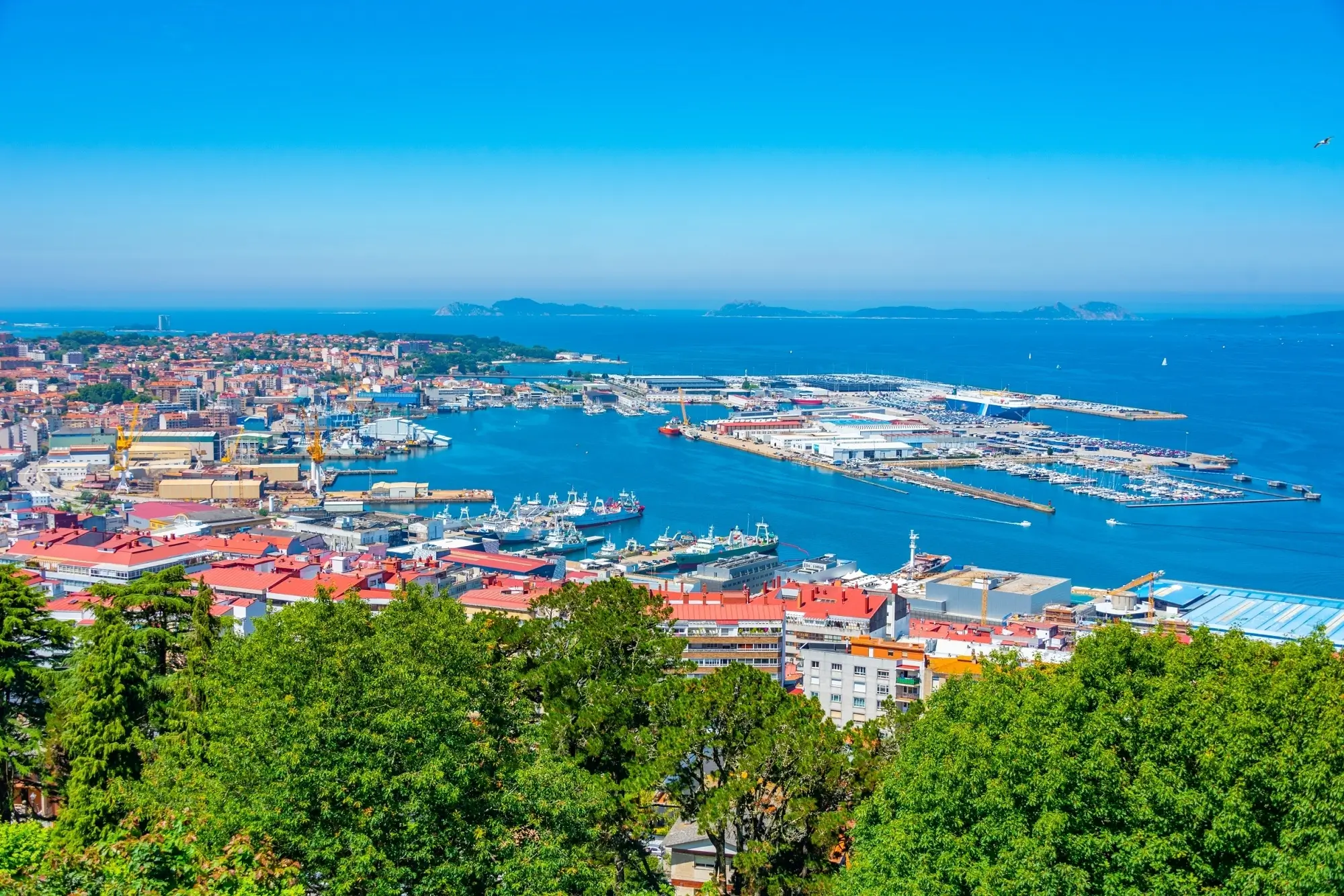 vigo spain_2399690645