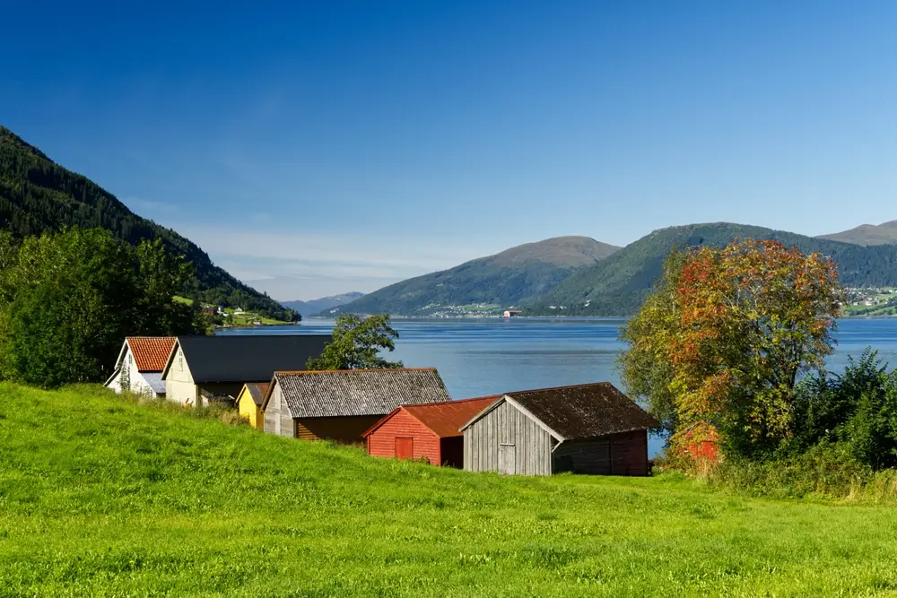 28Nordfjordeid255095161
