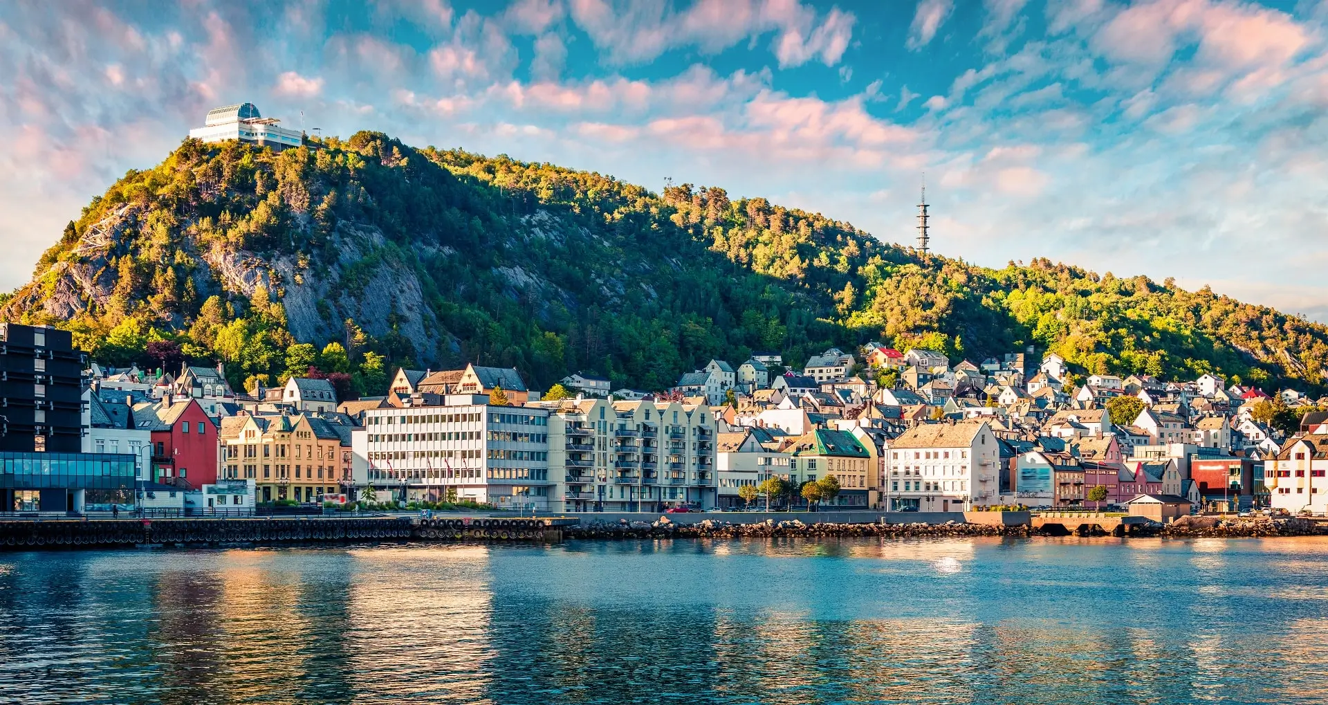 Alesund-Norway - 542678935