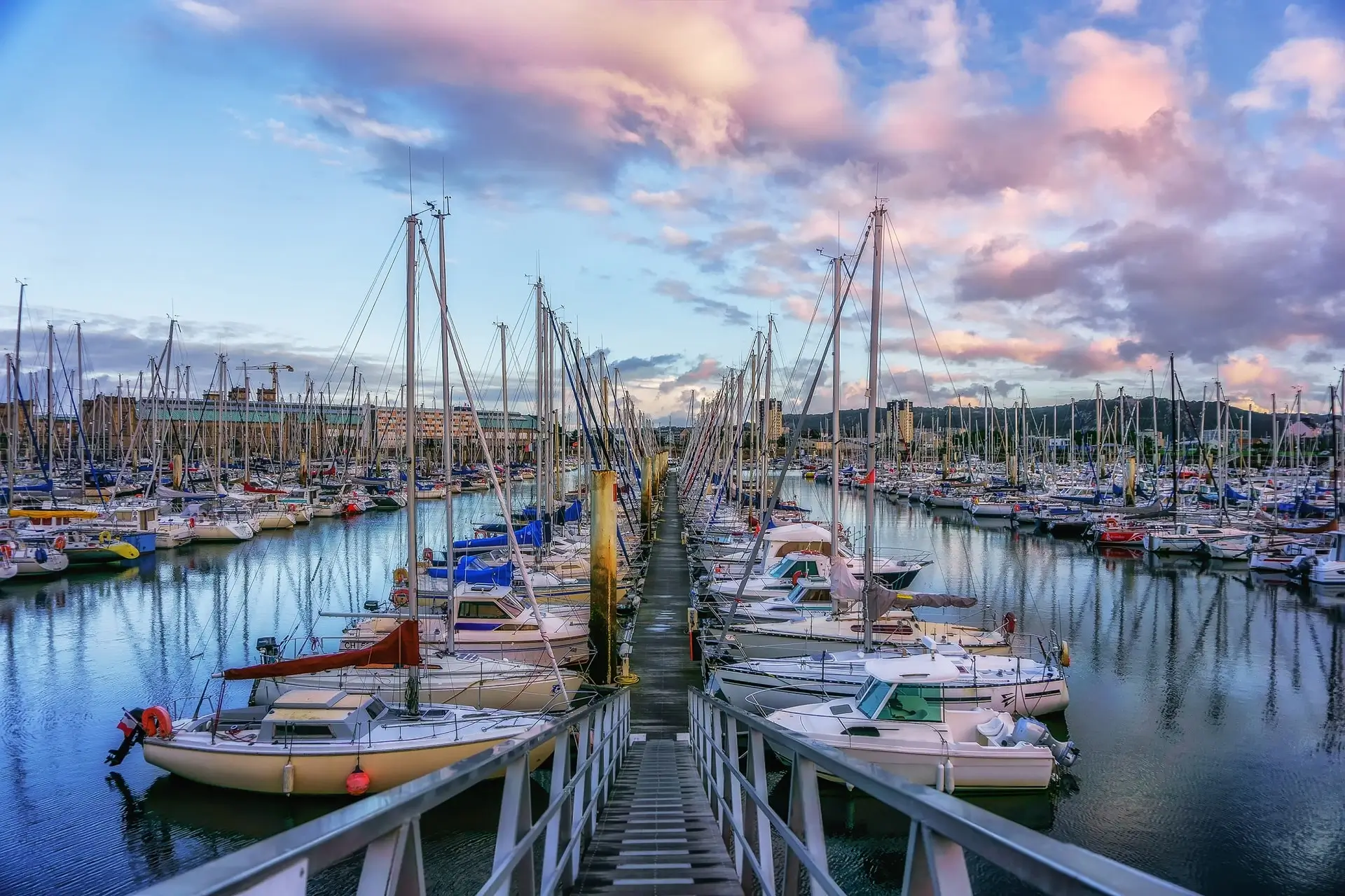 Cherbourg-France - 26582793